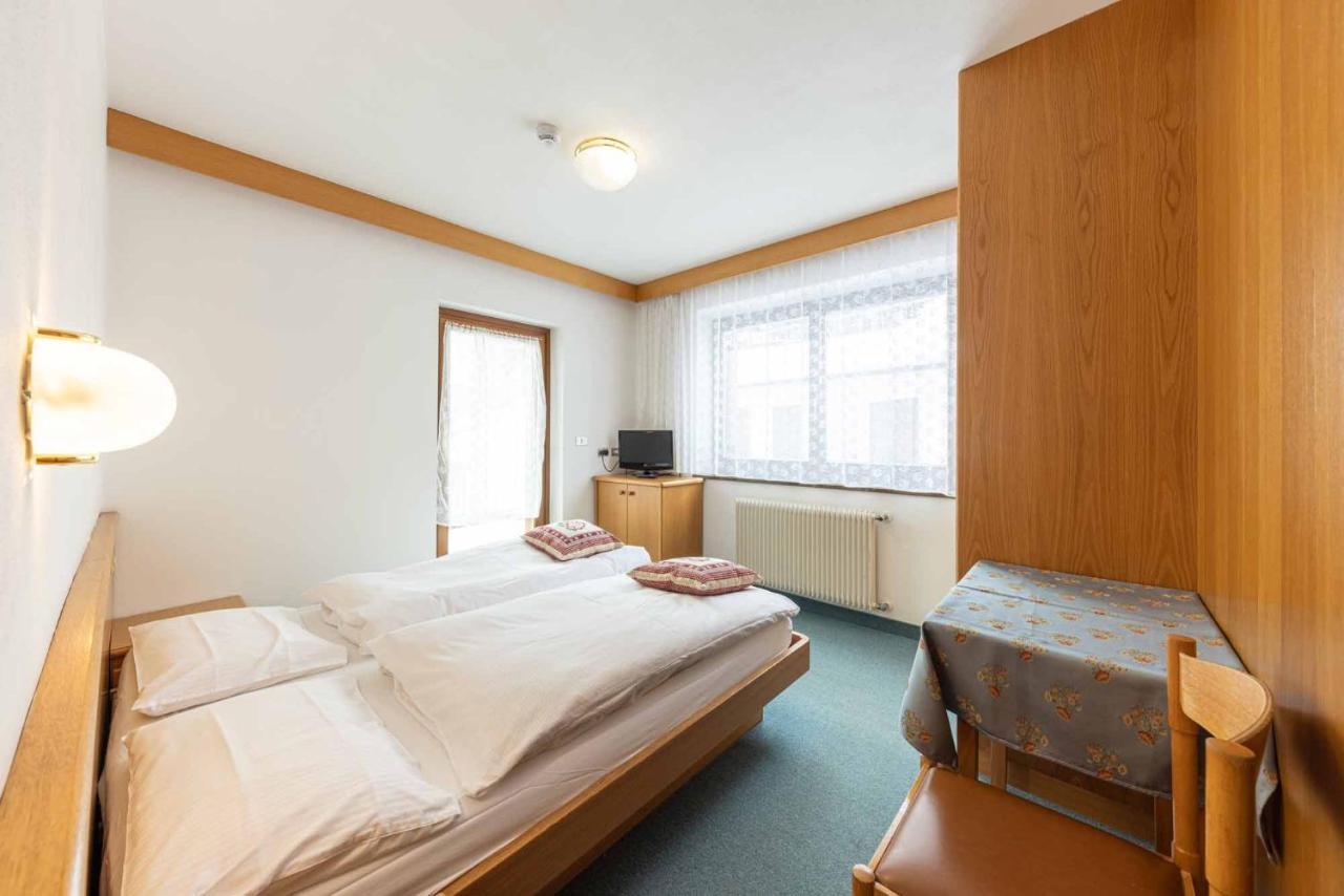 Albergo Arnica Canazei Kültér fotó