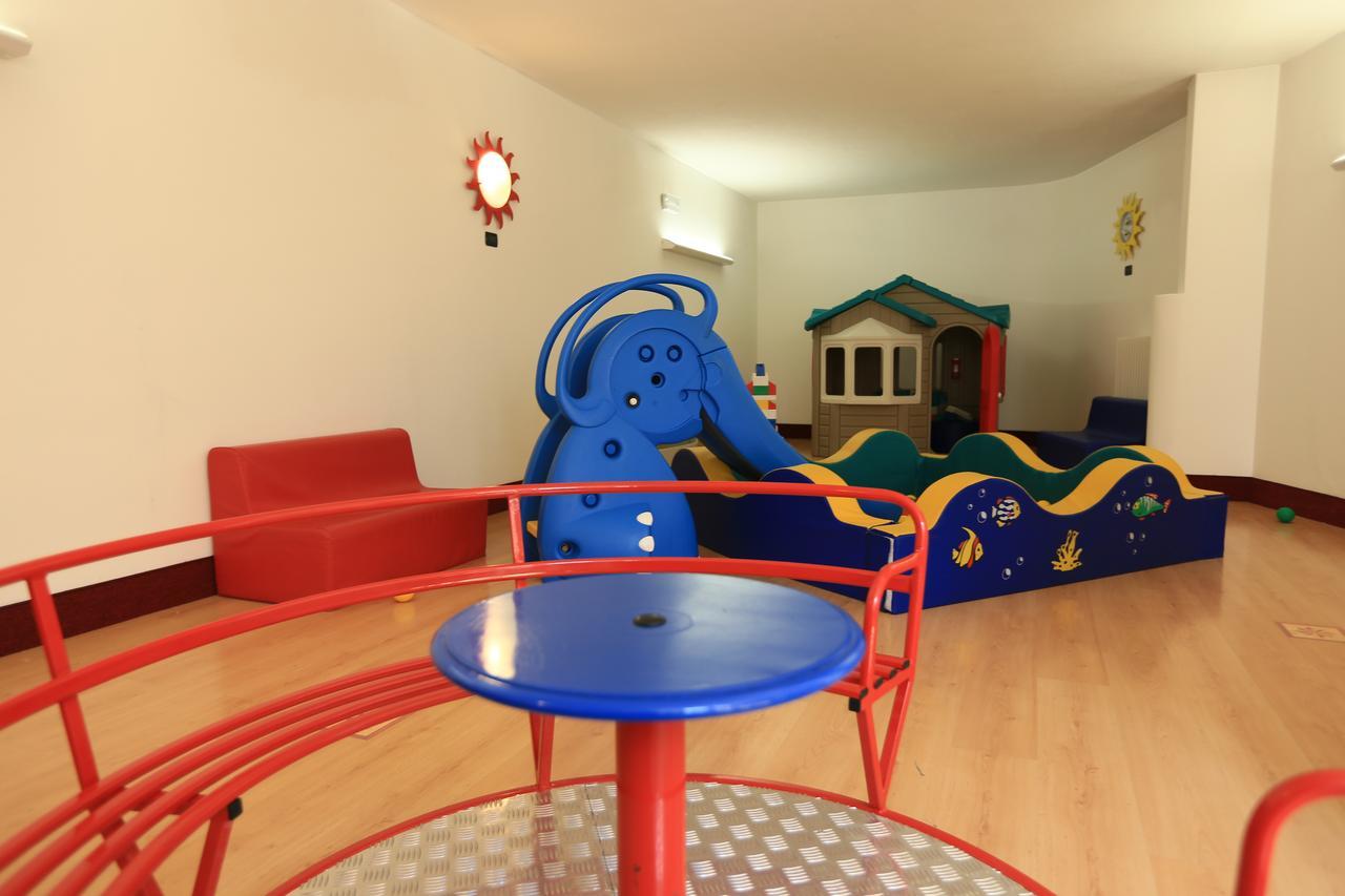 Albergo Arnica Canazei Kültér fotó